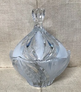 Bomboniera cristallo taglio a mano vintage elegante metà secolo Jugoslavia - Foto 1 di 9