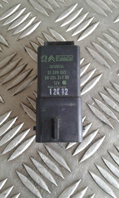 Boitier préchauffage MAGNA - PEUGEOT CITROEN PSA - Référence : 9802424080 - Photo 1/2