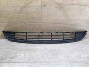 KIA SPORTAGE FRONT BUMPER GRILL 2016 86569F1000 - Picture 1 of 9