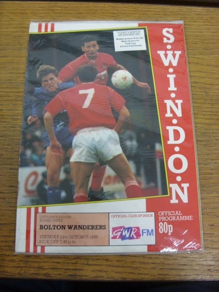 24/10/1989 Swindon Town v Bolton Wanderers [Football League Cup] (Faint Crease). - Image 1 of 1
