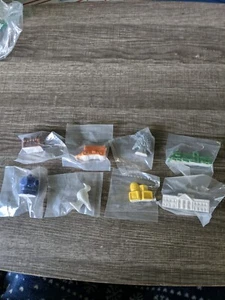 FIGURAS DE VADE DE TÉ ROSA ROJA 8 PIEZAS DIFERENTES AÚN SELLADAS EN BOLSAS ENVÍO GRATUITO A EE. UU. - Imagen 1 de 5