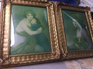 ANTIQUE PAIR CARVED WOOD FRAMES W/CONVEX-DOMED GLASS WITH PRINTS VICTORIAN - Picture 1 of 10