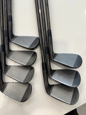 (LH) 2025 TaylorMade P770 Juego de hierros usados en batalla 4-PW Modus 120 negro S Foto 1 de 4