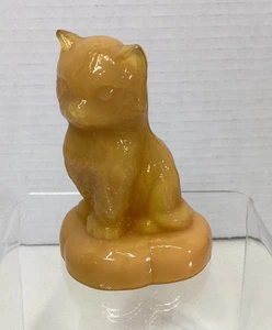 Vintage Boyd Cat Art Glass Kitten On Pillow Apricot Color B Stamped 2.5” Tall - Picture 1 of 11