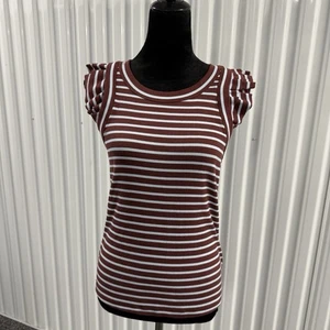 Blusa para mujer Free Assembly marrón a rayas sin mangas con volantes talla grande - Imagen 1 de 5
