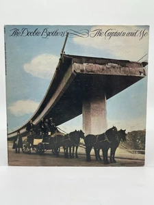 THE DOOBIE BROTHERS THE CAPTAIN AND ME 12" LP VG VINYL RECORD GATEFOLD WARNER - Picture 1 of 6