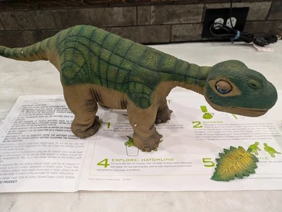 pleo dinosaur. original. Color green. Works. has box and manual - Image 1 of 4