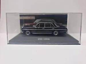 Altaya Mercedes-Benz 200 D/8 W115 1968 black early model before lift 1:43 MB OVP - Bild 1 von 7