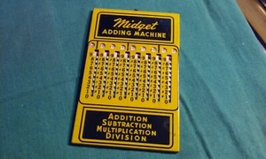 MÁQUINA DE ADICIÓN DE ENANO de colección de metal con esmalte amarillo y negro 4-3/4 x 3" pulgadas - Imagen 1 de 4