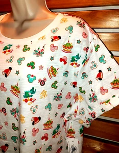 NEW Disney Blouse Magic Kingdom Dumbo Carousel Holiday Woman's 1X Cotton Mickey - Picture 1 of 15