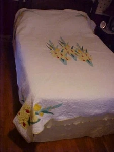 Vintage gelbe Gladiolen applizierte Decke aus Kit - Bild 1 von 7