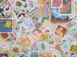 STAMP Topical �sFLOWER�t 100pcs lot OFF paper philatelic collection thematic - Picture 1 of 6