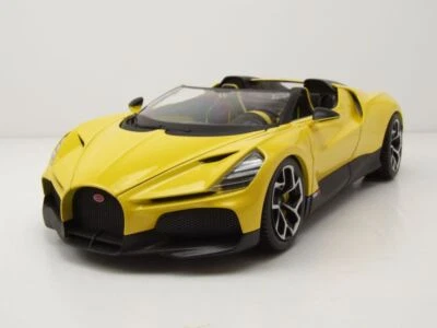 Bugatti W16 Mistral Giallo Modellino 1:18 Bburago - Immagine 1 di 4