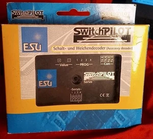 ESU SwitchPilot 51822 Decoder DCC/MM Railcom DCC 8 Inputs NiP Control - Picture 1 of 7