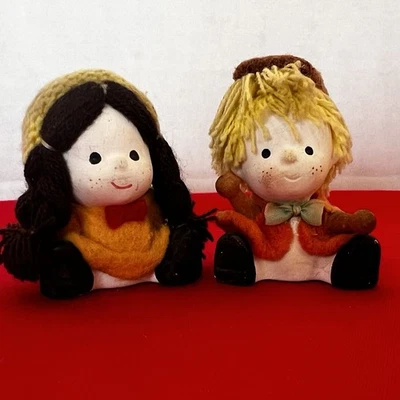 Mini estatuillas vintage de Kimsports hechas en Taiwán 2 piezas hilo pelo niño y niña Foto 1 de 4