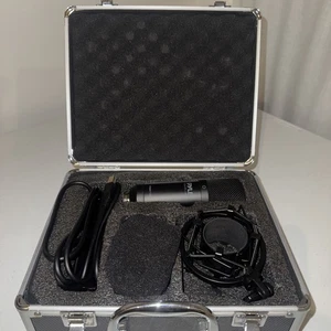 Pyle podcast Mic PDMIKT100 With Case - Picture 1 of 4