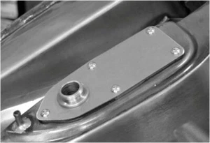 KIT CONVERSIONE SERBATOIO HARLEY DAVIDSON SPORTSTER DA INIEZIONE A CARBURATORE - Foto 1 di 9