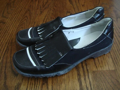 WALTER GENUIN LINEA STRETCH BLACK KILT GOLF SHOES size 7 - Image 1 of 4