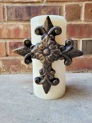 Pin de vela de cruz grande para velas de pilar decoración del Viejo Mundo, Toscana, Flor de Lis Foto 1 de 4