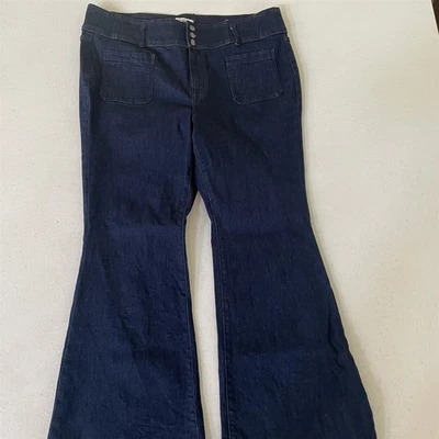 Lane Bryant 20W High Rise Flare Magic Waistband Rinse Wash Denim Womens Jeans - Image 1 of 4