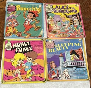 45 RPM Childrens Child Kids Peter Pan Record and Books- Lot Of 4 - Picture 1 of 7