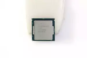 INTEL SR2HQ 6th Gen Intel Pentium G4400T 2.90GHz 3MB LGA1151 Skylake. SKU221171 - Picture 1 of 3