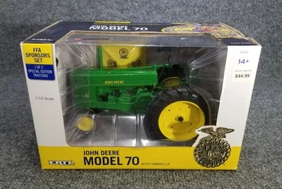 ERTL 1/16 MODEL 70 JOHN DEERE TRACTOR W/UMBRELLA FFA IOB - Image 1 of 4