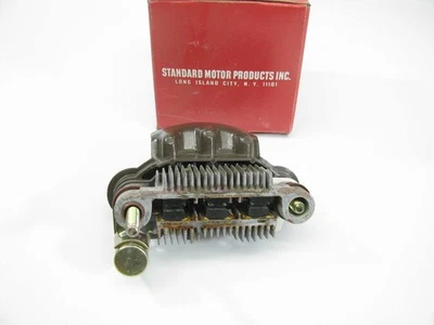 Juego rectificador alternador estándar D-31 84-85 Mazda RX-7 86-87 B2000 87-88 B2600 Foto 1 de 3