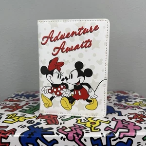 Disney Mickey & Minnie Mouse Passport Holder Travel Accessories - Picture 1 of 2