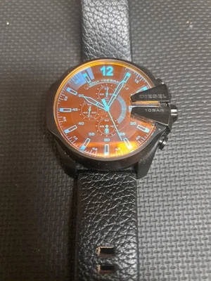 Reloj Diesel Mega Chief Rojo Hombre - DZ4323 Foto 1 de 4