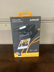 Polaroid Flip Bundle Film Camera Black + 8 Instant Photos ***BRAND NEW*** - Picture 1 of 3