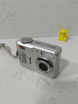 Kodak Easyshare Digital Camera C433 - Working  - Image 1 of 4