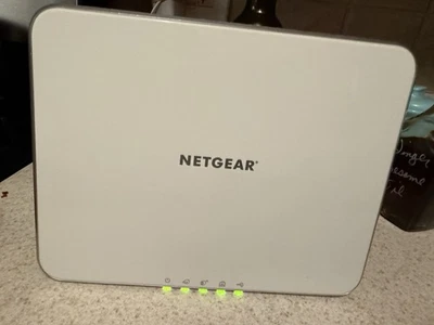 NETGEAR VMB3000 Arlo Wireless Base station Used Will Remove From Account - Image 1 of 4