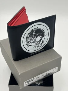 BN ALEXANDER MCQUEEN SKULL BADGE PRINT BILLFOLD WALLET WITH COIN POCKET - Picture 1 of 9