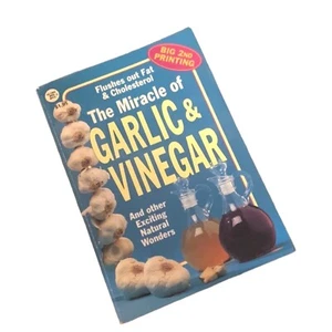 The Miracle of GARLIC & VINEGAR GLOBE MINI MAG Big 2nd Printing Paperback 1991 - Picture 1 of 7