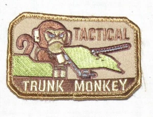 Tactical Trunk Monkey 3 pulgadas Marrón Milspec Bordado Moral Parche Gancho Sujetador - Imagen 1 de 1