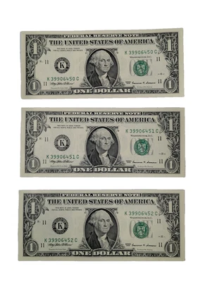 3 - 1999 One Dollar Bills Sequential Serial Numbers - Image 1 of 2