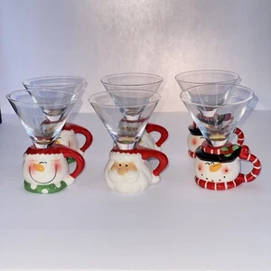 Juego de 6 vasos de Martini de Navidad, con Santa y muñecos de nieve, capacidad de 3 oz - Imagen 1 de 12
