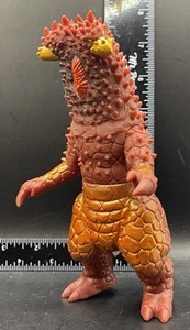 Bandai 2016 Ultraman Kaiju Monster Vinyl Figure Maga Pandon - Picture 1 of 3