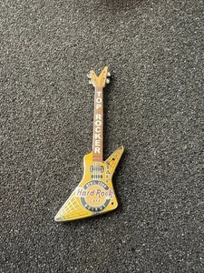 HARD ROCK CAFE *** BEIRUT STAFF 09 TOP OF THE ROCK GUITAR PIN *** LE 100 - Picture 1 of 1
