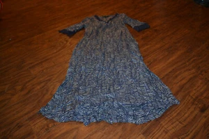 H2- Patio Casuals By Cabernet 100% Rayon Dress Size M - Picture 1 of 4