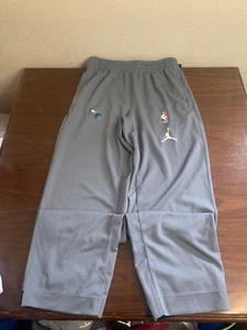 NBA Charlotte Hornets Basketball Sweatpants W/Pockets Jordan Gray Size Small - Picture 1 of 5