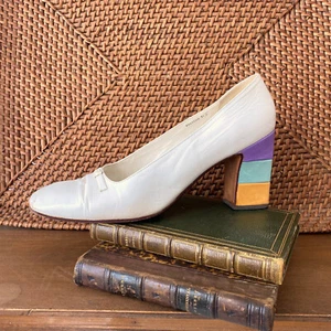 Vintage 1960s 70s Mod Pumps Heels MERLI for Neiman Marcus 8 AAA Italy Sherbet - Picture 1 of 11