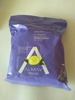 Almay Makeup Remover Cleansing Towelettes Oil-Free 25 Wipes Aloe Cucumber Green  - Image 1 of 3