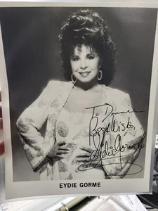Foto firmada por Eydie Gorme de 8x10 de colección autografiada cantante - Imagen 1 de 3
