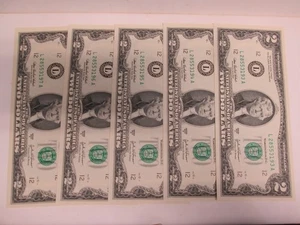 FIVE 2003A US $2 FEDERAL RESERVE NOTES- UNC & CONSECUTIVE - Picture 1 of 3