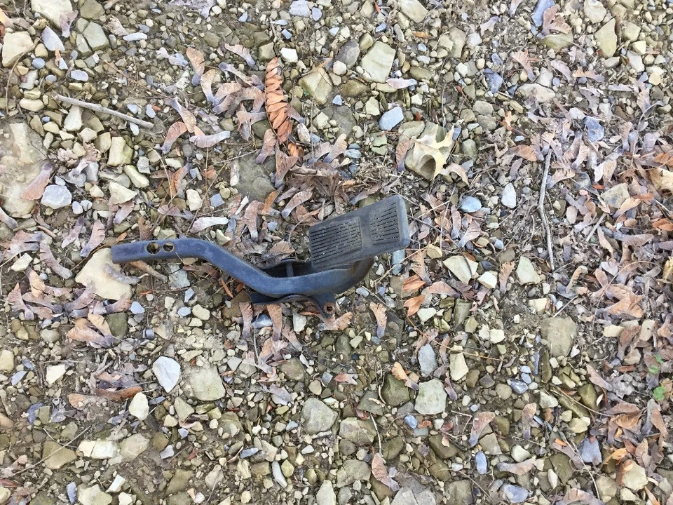 Jeep CJ7 1982 pedal acelerador de gasolina Foto 1 de 1