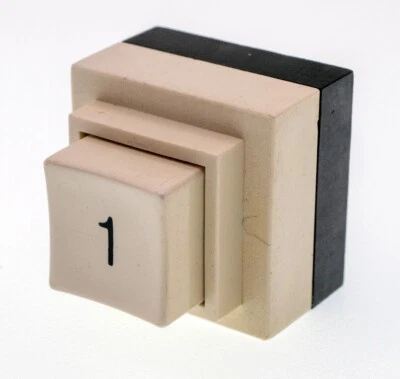 Interruptor de teclado Grayhill Serie 82, SPST, "1" Legend Foto 1 de 4