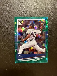 2020 Donruss Optic Luis Severino #104 Green Cracked Ice Prizm /7 Yankees - Picture 1 of 2