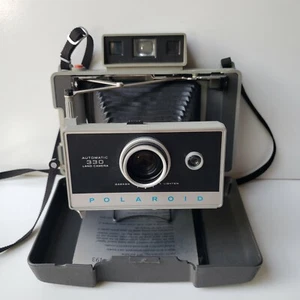 Vintage Polaroid Land Camera 330 + Case  - Picture 1 of 5